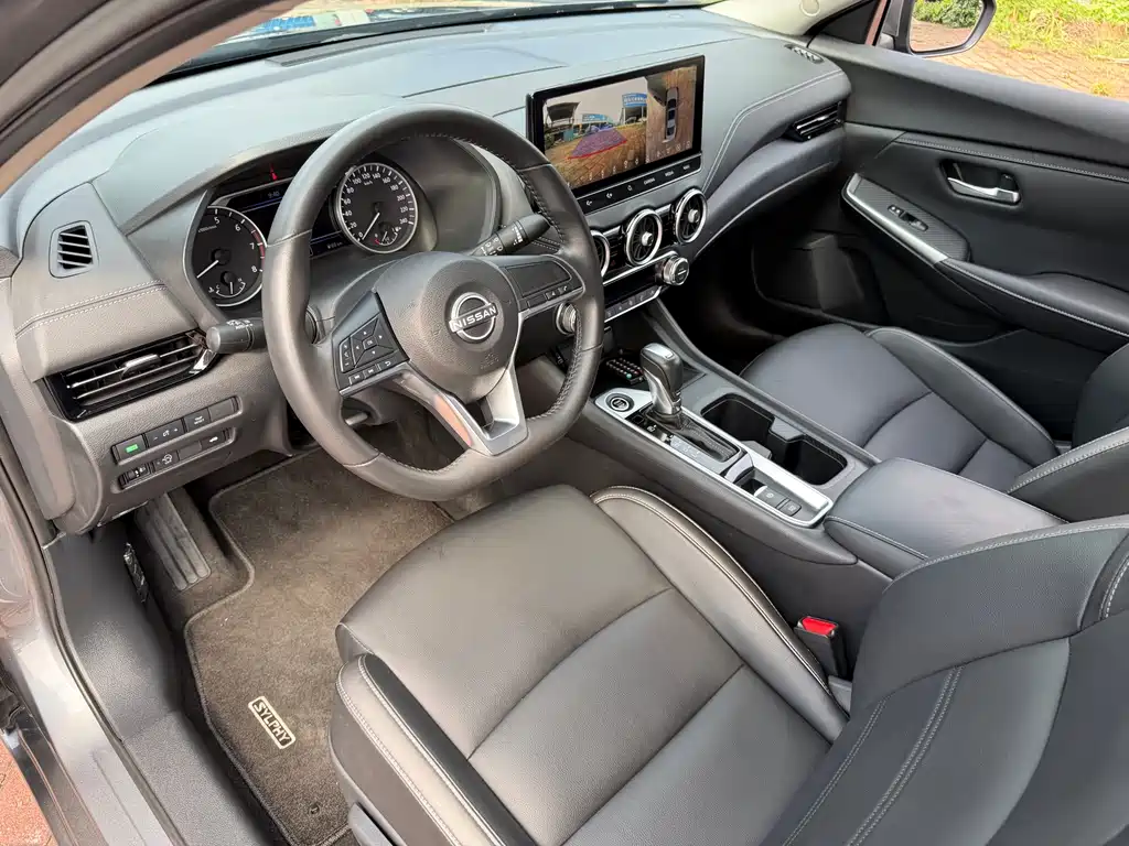 Sylphy Facelift 1.6 L CVT Joy