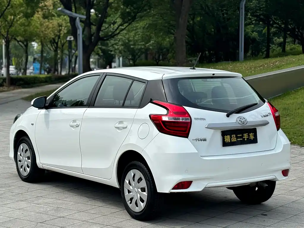 Vios FS 1.5 L CVT Sharp Speed