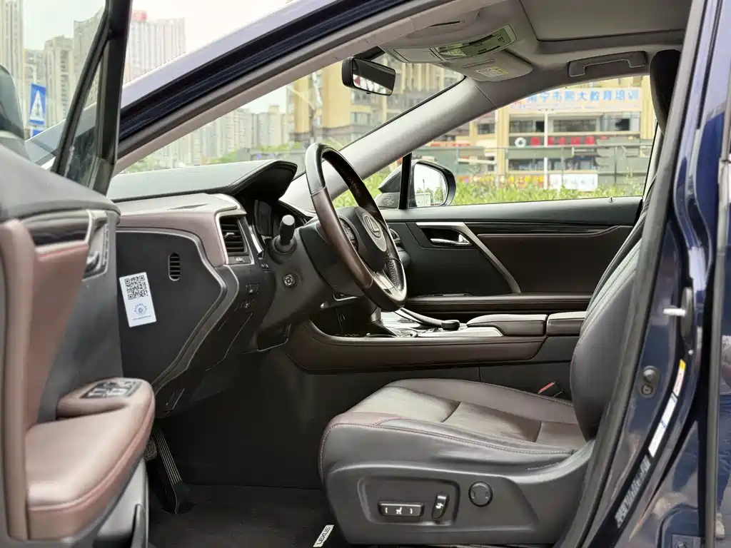 Lexus RX 300 4 WD Elegant CN-V