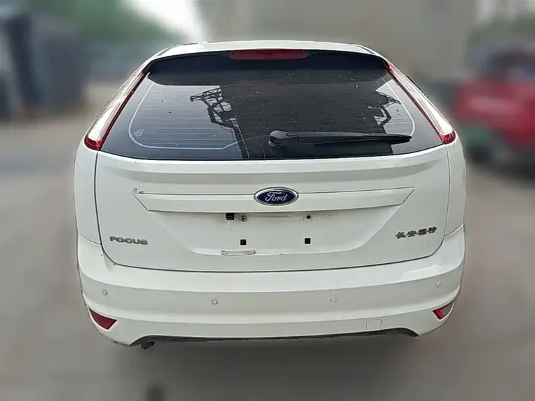 Ford Focus Hatchback Classic 1.8 L Auto Basic