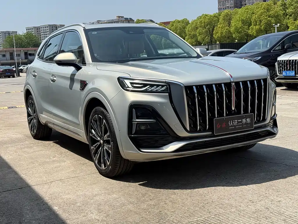 Hongqi HS5 2.0 T 4 WD Flagship Leading Pro