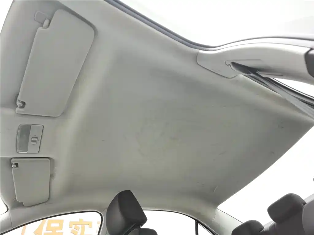 Jetta 1.4 L Manual Fashion