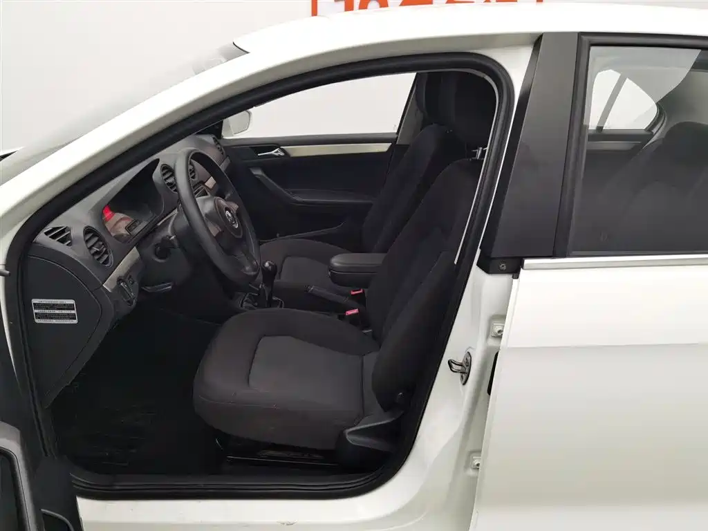 Jetta 1.4 L Manual Fashion