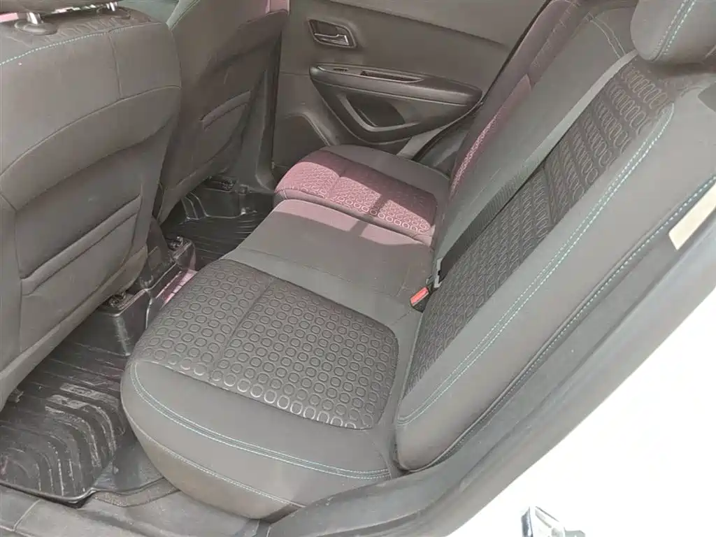 Tracker 1.4 T Manual 2 WD Comfort