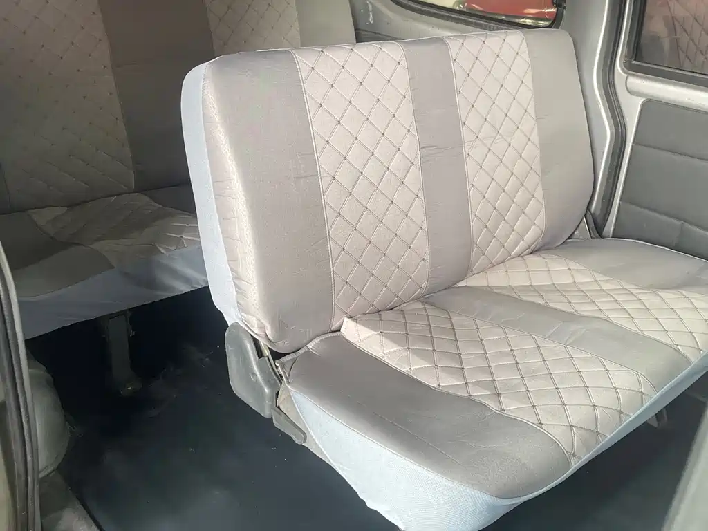 Wuling Zhiguang 1.0 L Utility