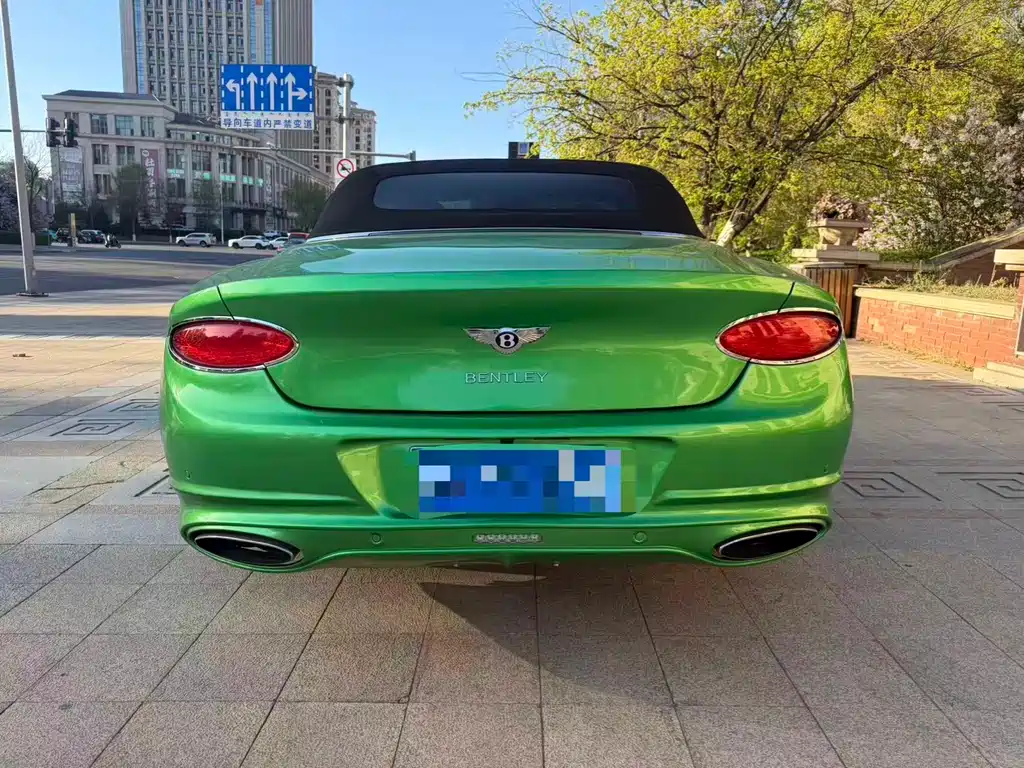 Continental GT 4.0 T GTC V8