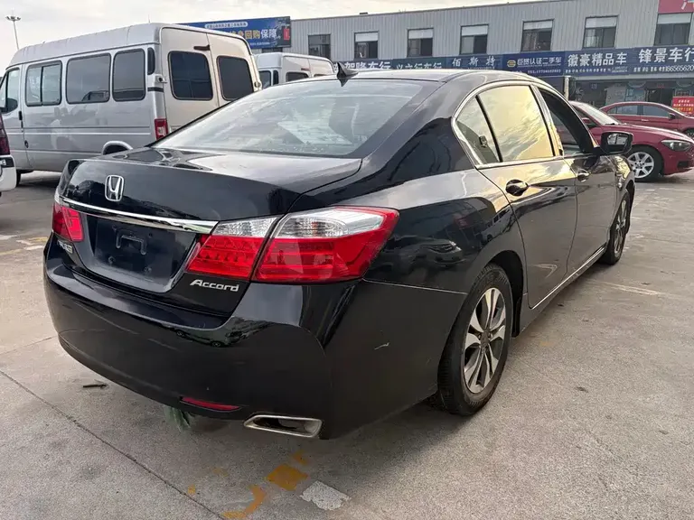 Honda Accord 2.0 L LX Comfort