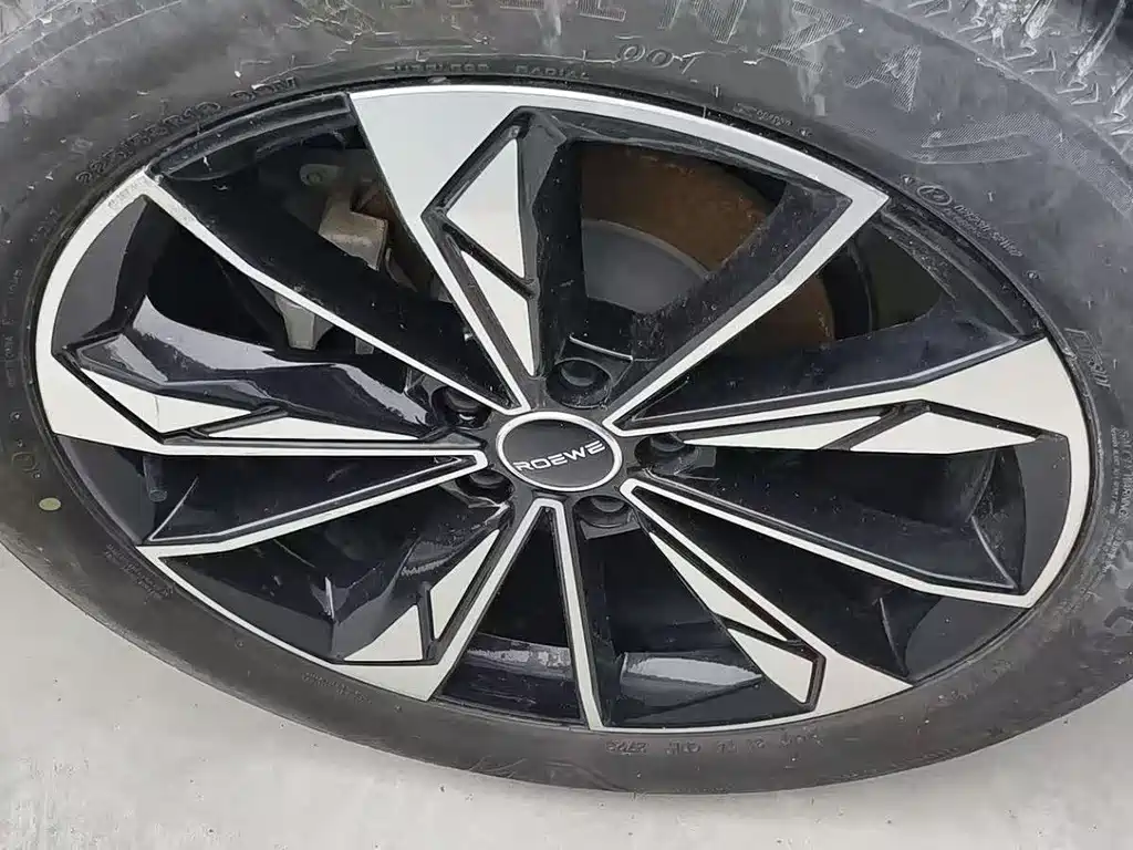 Roewe RX5 1.5 T Comfort Enjoyment