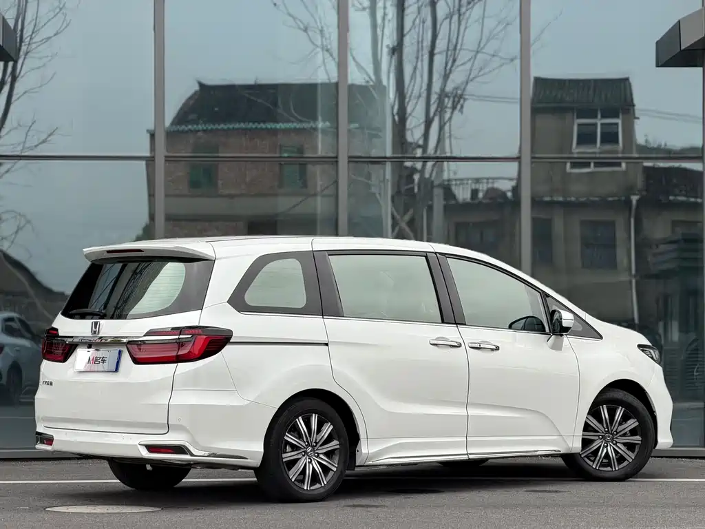 Odyssey 2.0 L e:HEV Sharp· Joy