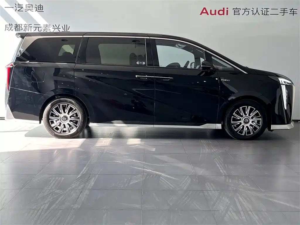 GAC Trumpchi E9 E9 Super Fast Charge Premium