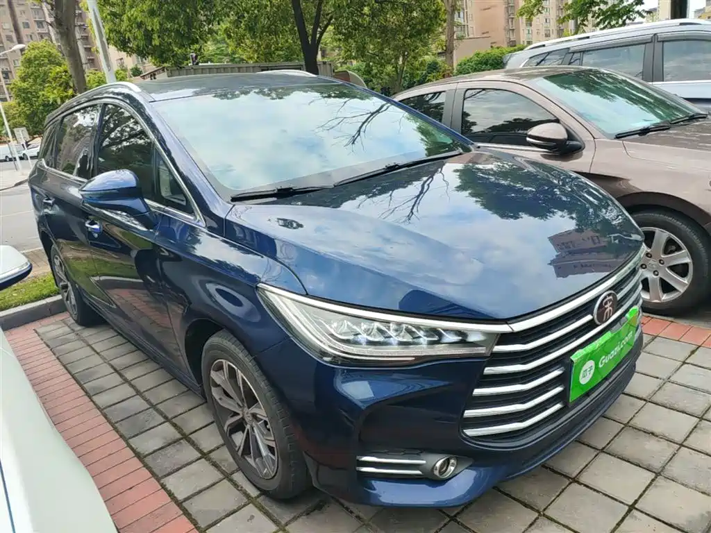 Song MAX 宋MAX 2019款 1.5 T 自动智联睿逸型 6座 国V