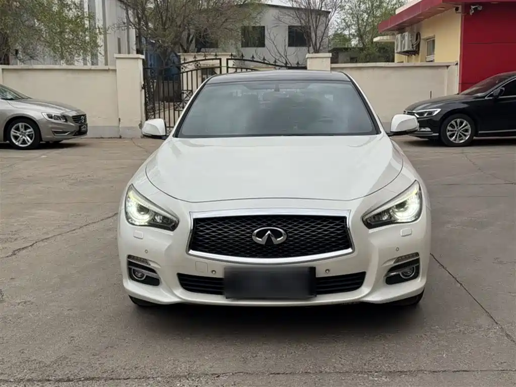Infiniti Q50 L 2.0 T Joy