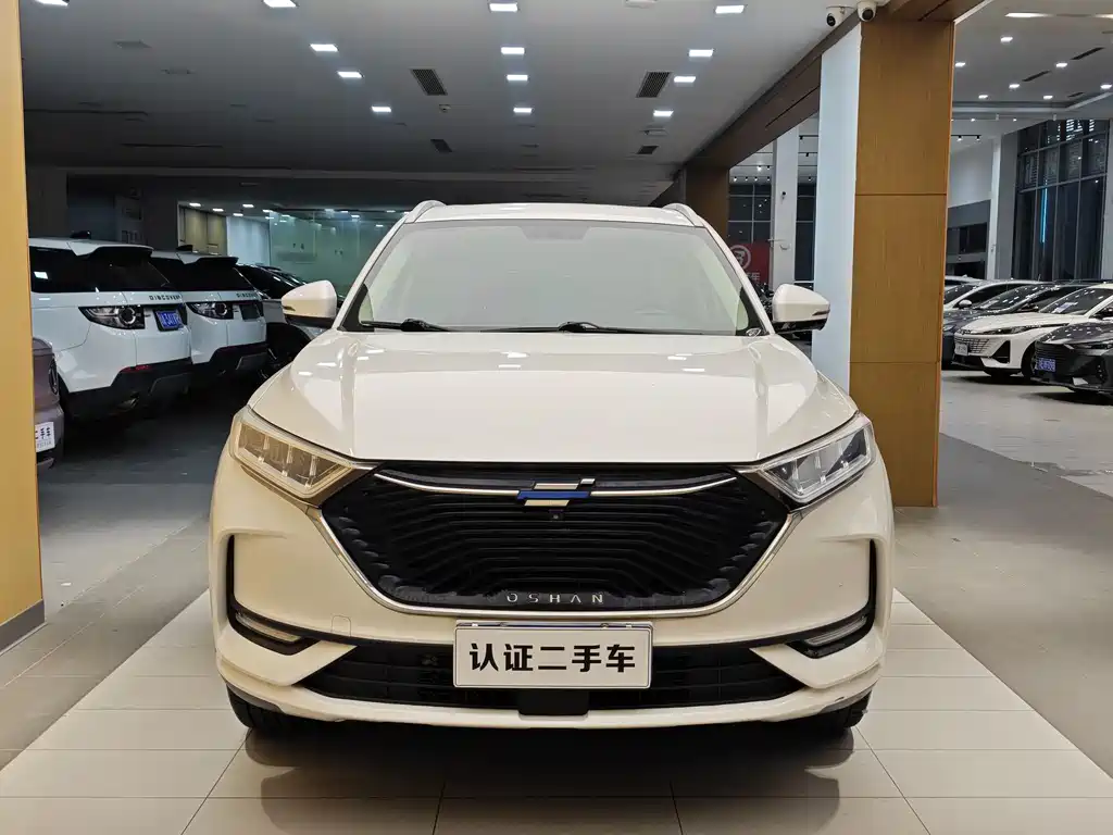 Changan Oshan X7 1.5 T Auto Distinguished