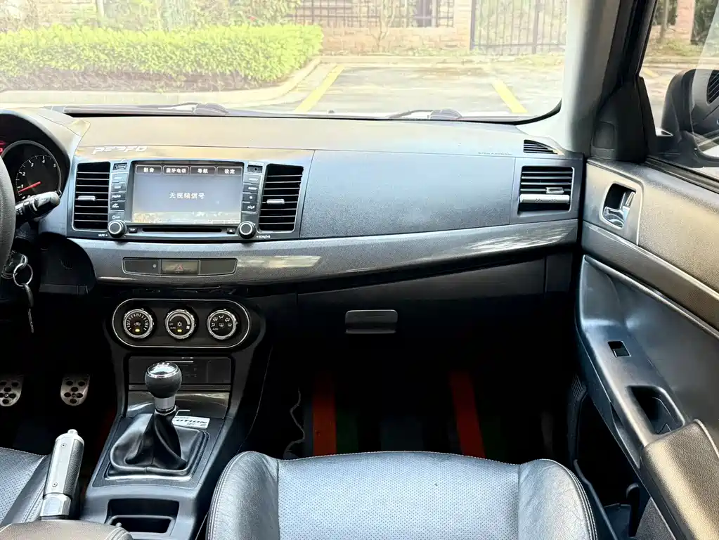 Lancer EX Zhishang 1.8 L Manual Luxury