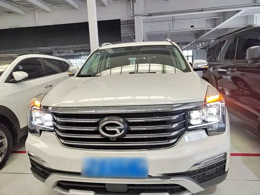 GAC Trumpchi GS8 320 T 4 WD Luxury Connected (7-seat)