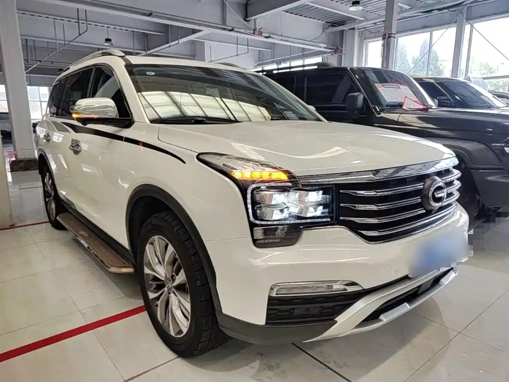 GAC Trumpchi GS8 320 T 4 WD Luxury Connected (7-seat)