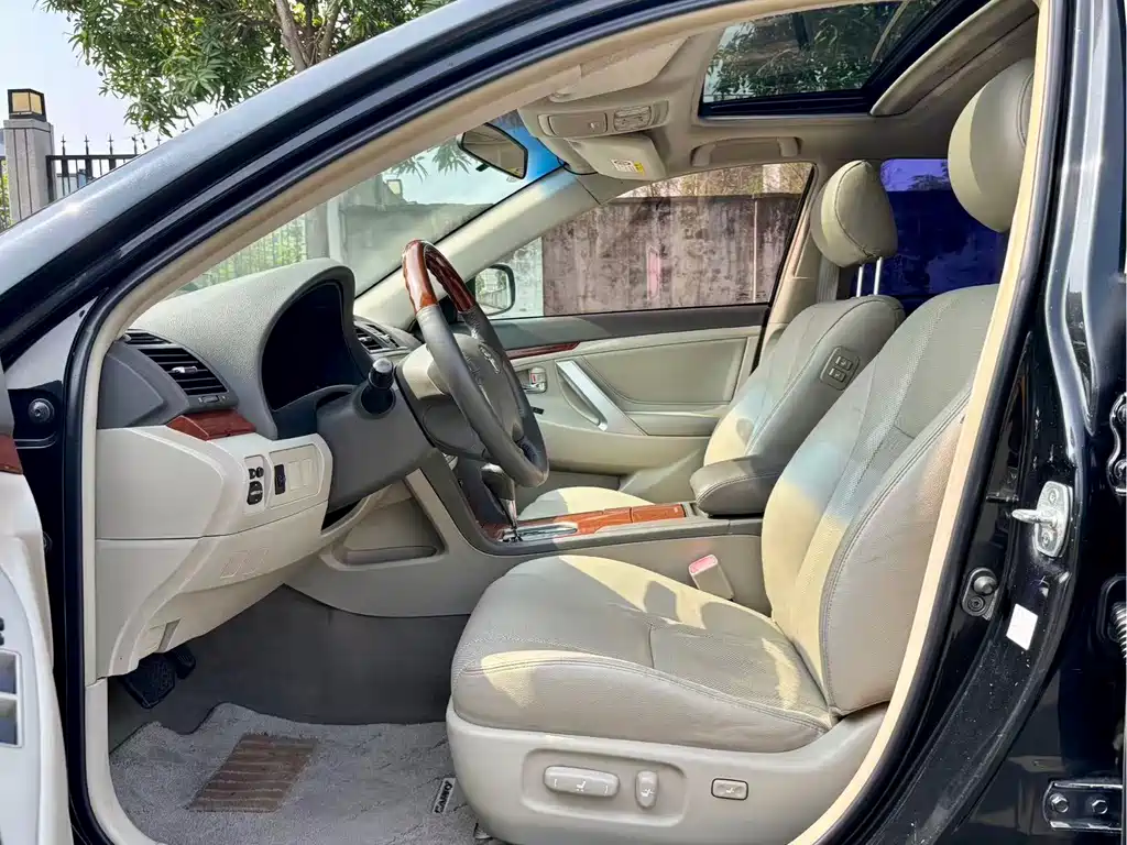 Camry 200 G Classic Luxury