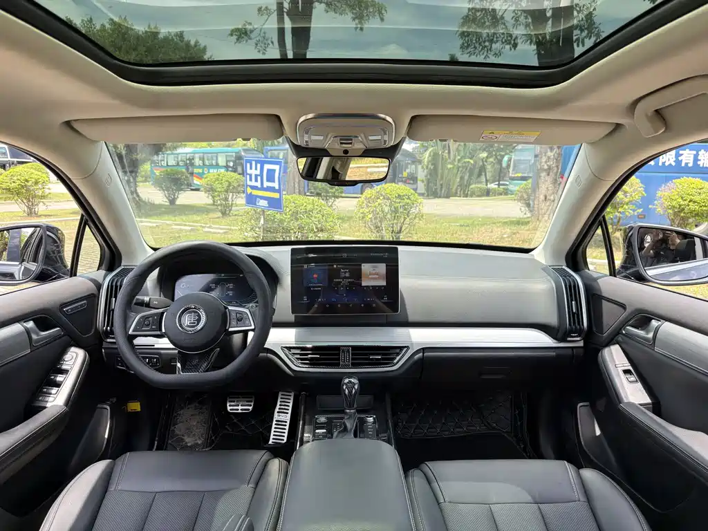 Tang 2.0 T Auto Connected Honored 7-seat CN-V
