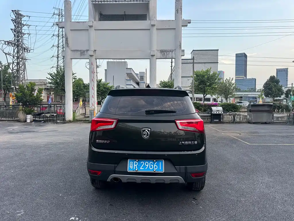 Baojun 560 1.8 L Manual Elite
