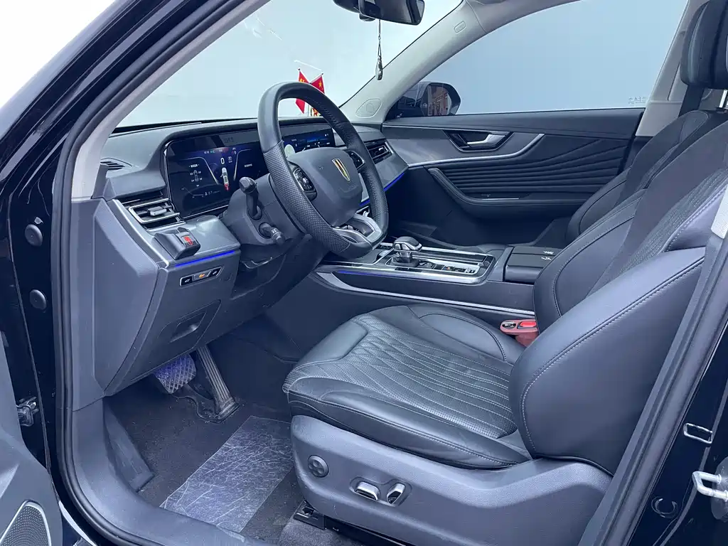 Hongqi HS5 2.0 T Flagship Enjoyment Pro