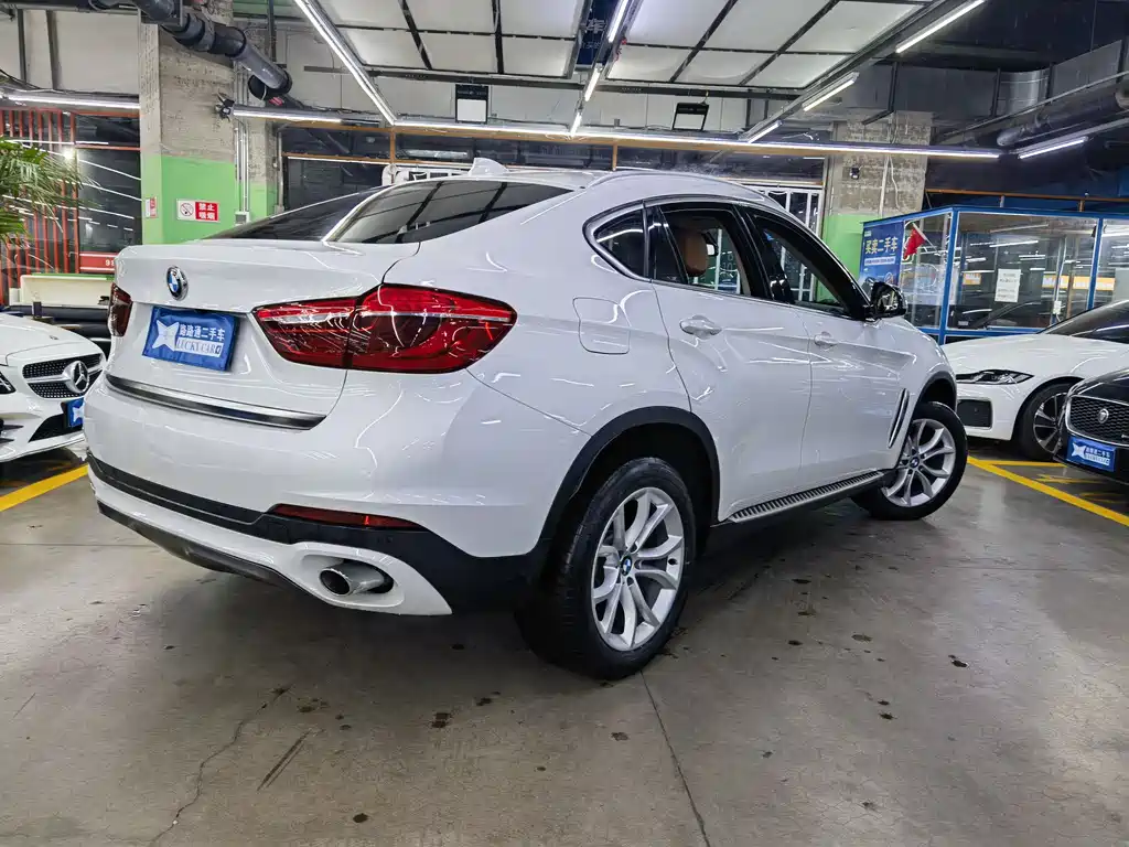 BMW X6 xDrive28 i