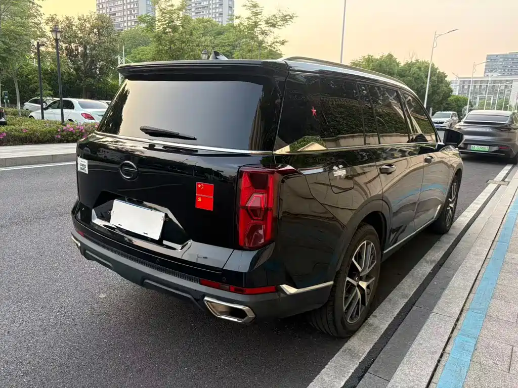 GAC Trumpchi GS8 Navigator Series 2.0 TGDI 2 WD Luxury Connected (7-seat)