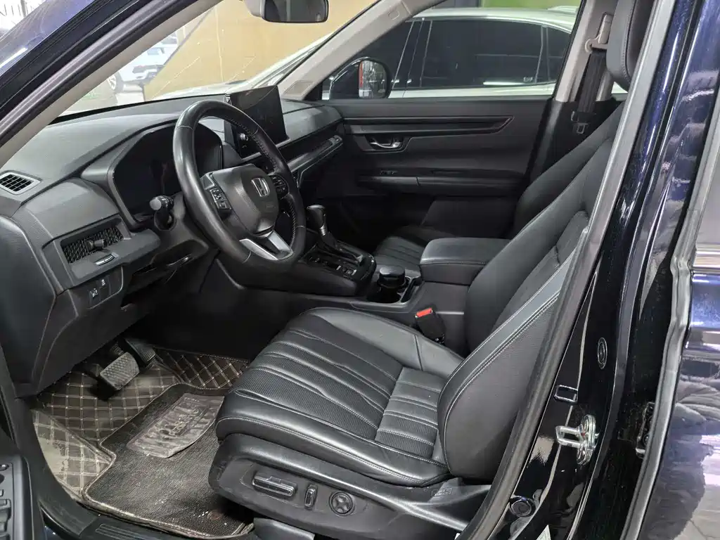 Breeze 240 TURBO 2 WD Luxury PRO 7-seat