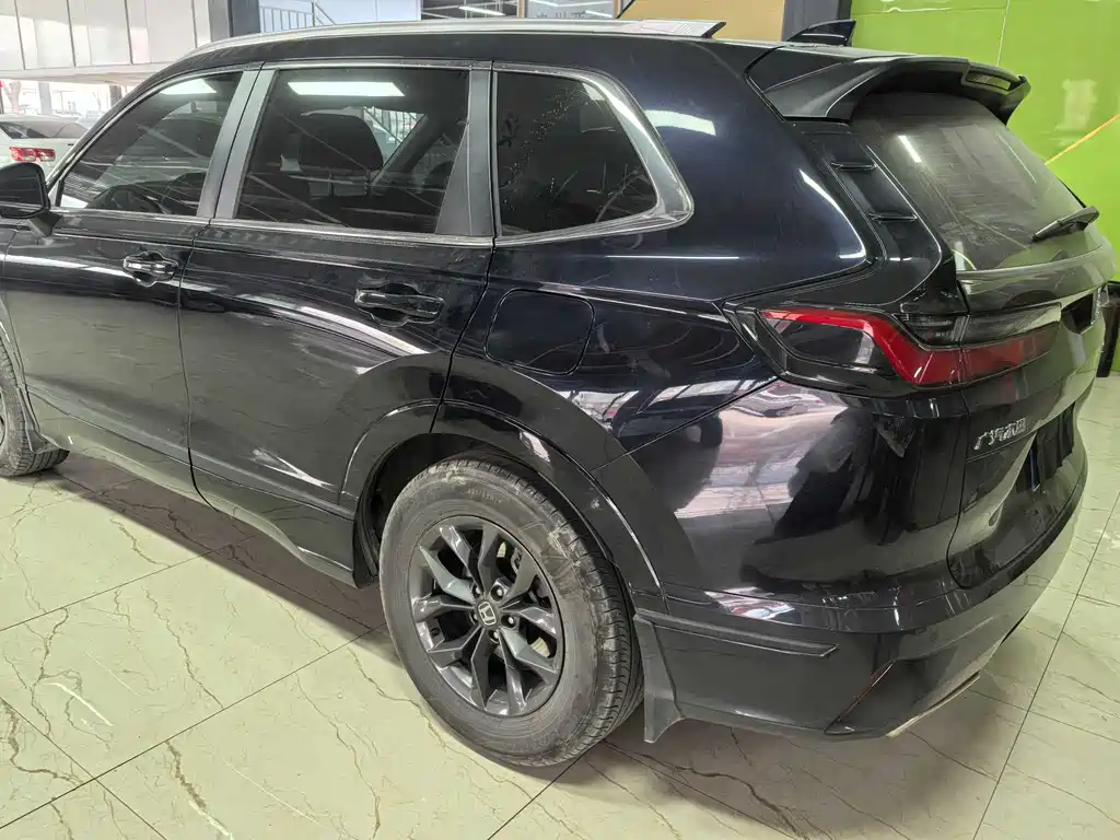 Breeze 240 TURBO 2 WD Luxury PRO 7-seat