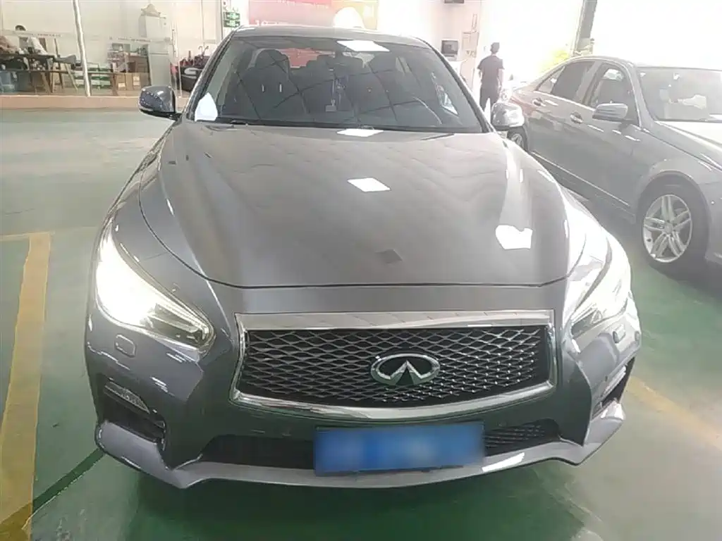 Infiniti Q50 L 2.0 T Sport