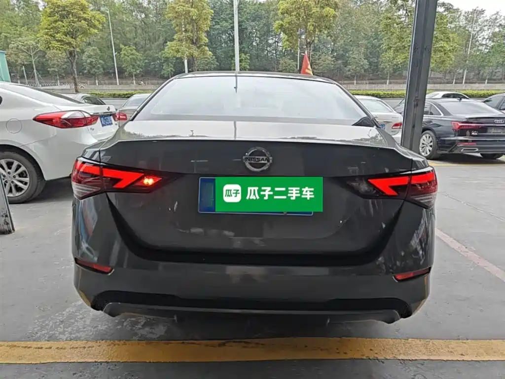 Sylphy 1.6 L XL CVT Joy