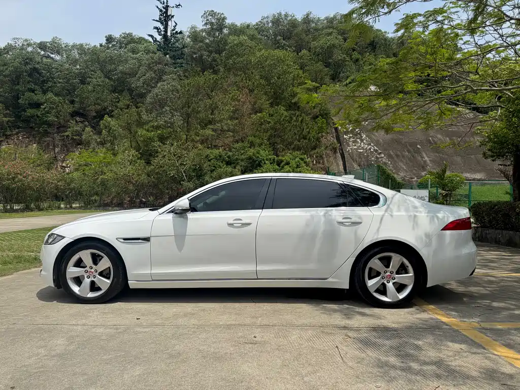 Jaguar XFL XFL 2.0 T 200 PS Elite