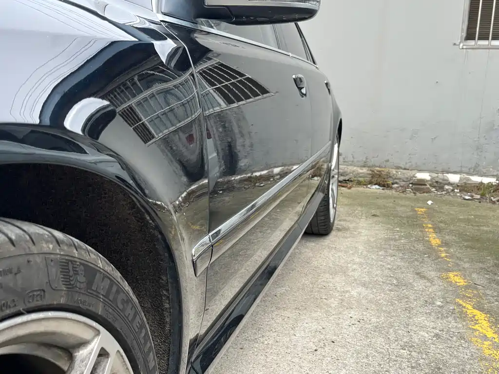 Audi S8 S8 5.2 FSI quattro
