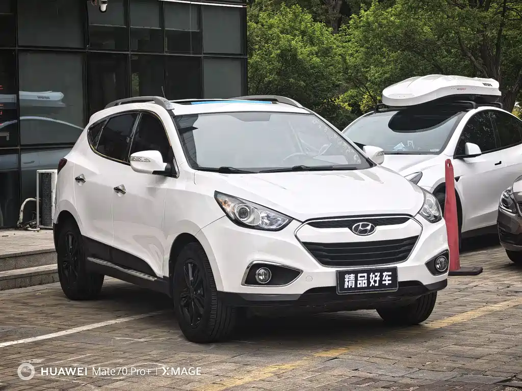 Hyundai ix35 2.0 L Auto 2 WD Intelligent GLS CN-IV