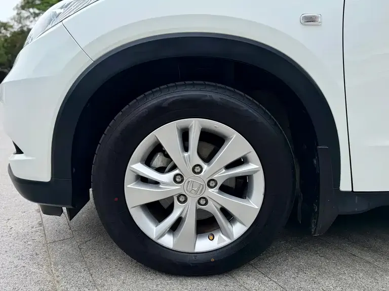 Honda Vezel 1.5 L CVT 2 WD Tech Elite