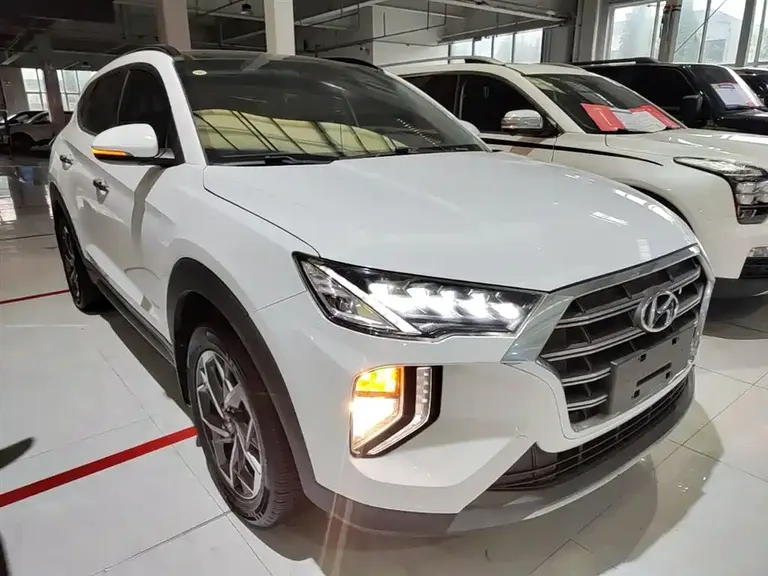 Hyundai Tucson 280 TGDi DCT 2 WD Fashion CN-VI