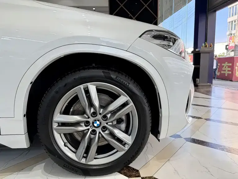 BMW X2 sDrive25 i M Sport Package