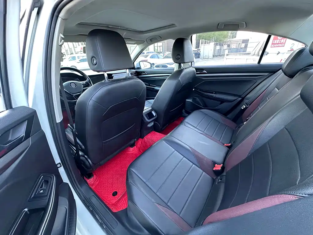 Bora 1.5 L Auto Comfort