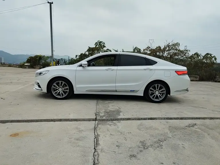 Geely Borui 博瑞 2020款 1.5 T MHEV 耀智版