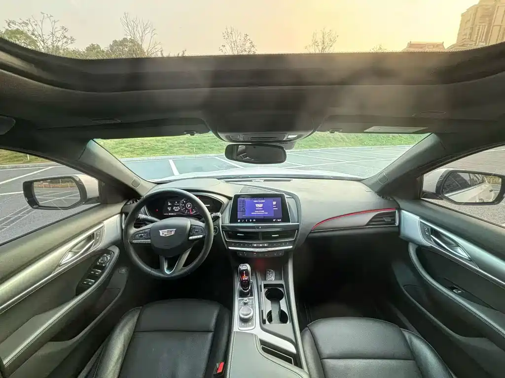 Cadillac CT5 28 T Platinum