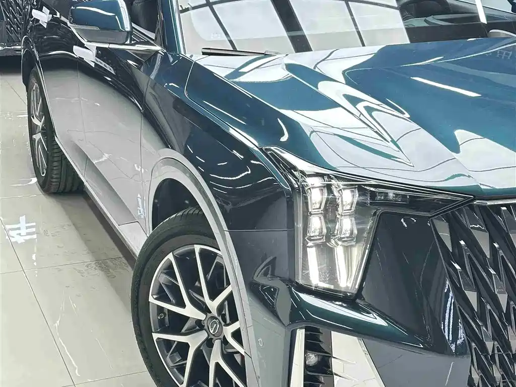 GAC Trumpchi GS8 Navigator Series 2.0 TGDI 4 WD Supreme (7-seat)