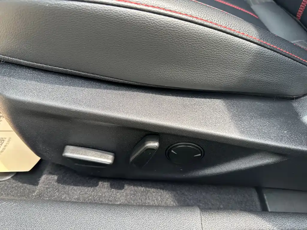 Focus Hatchback EcoBoost 180 Auto ST Line