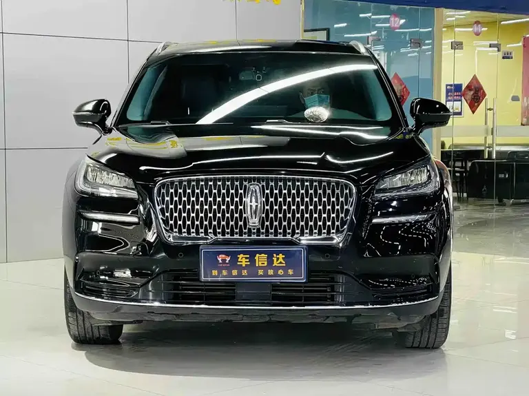 Lincoln Corsair 2.0 T 2 WD Premium