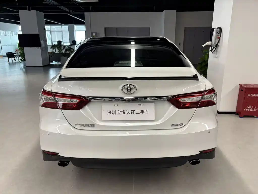 Camry 2.5 G Luxury CN-V