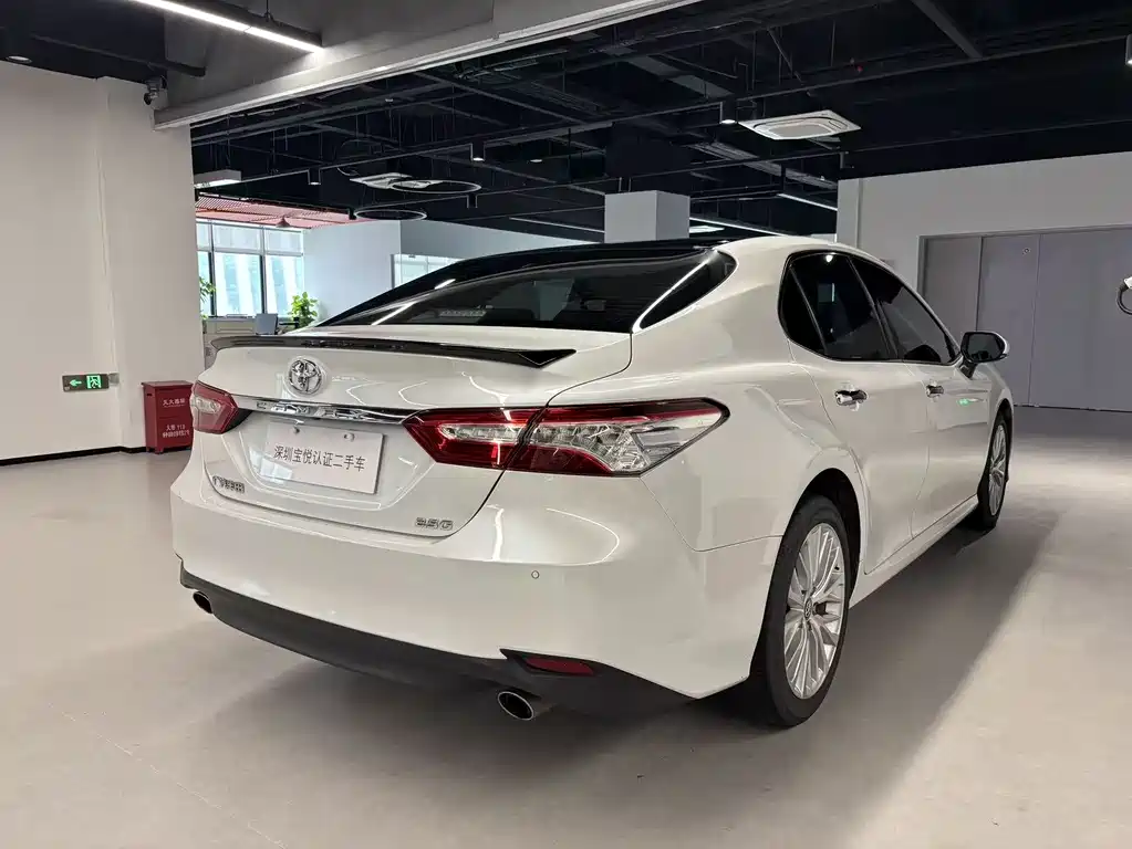 Camry 2.5 G Luxury CN-V