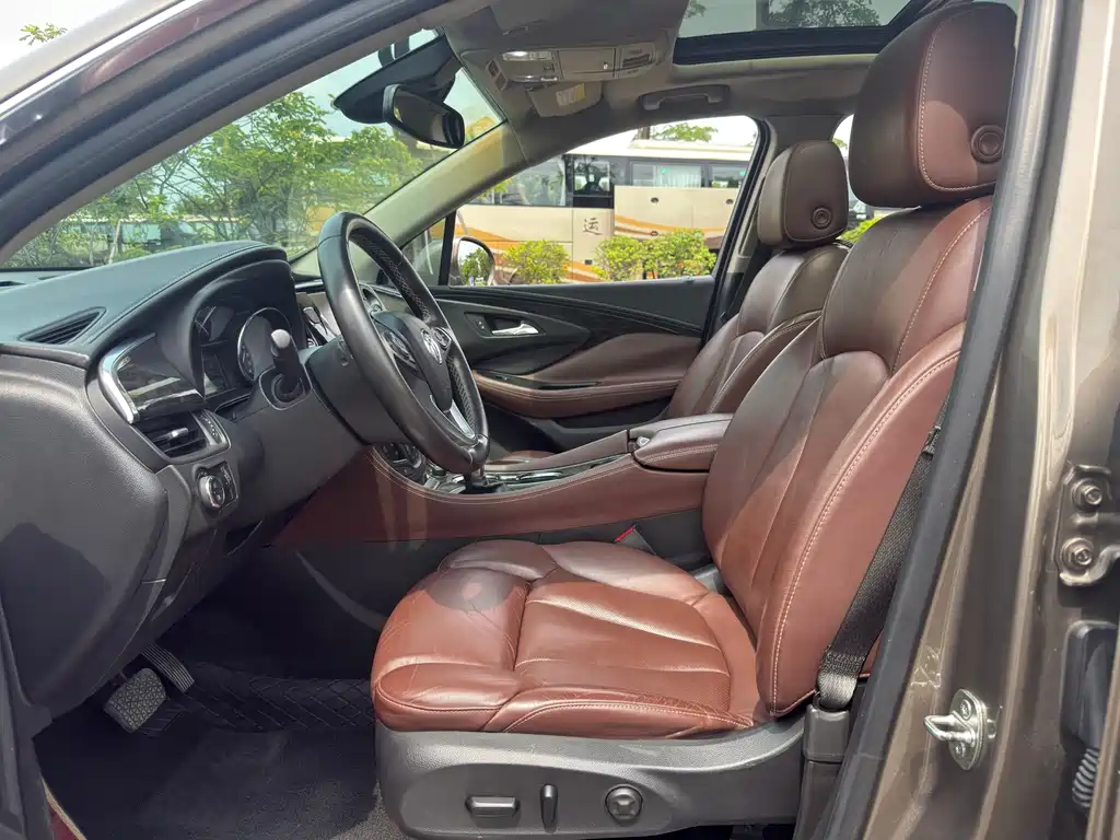Envision Plus 28 T 4 WD Luxury