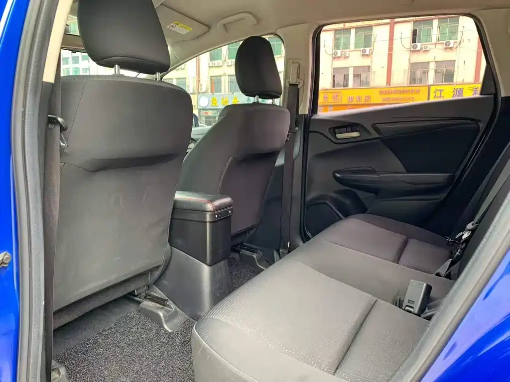 Fit 1.5 L CVT Comfort