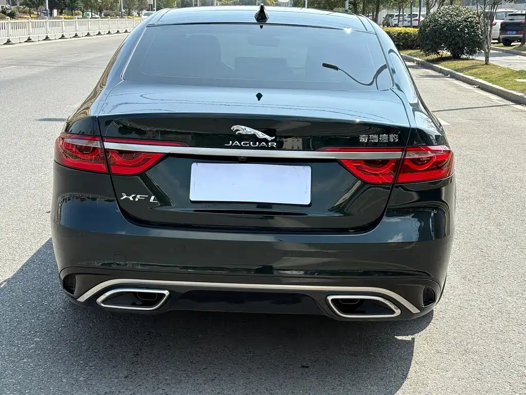 Jaguar XFL XFL 2.0 T P250 2 WD Elite Sport