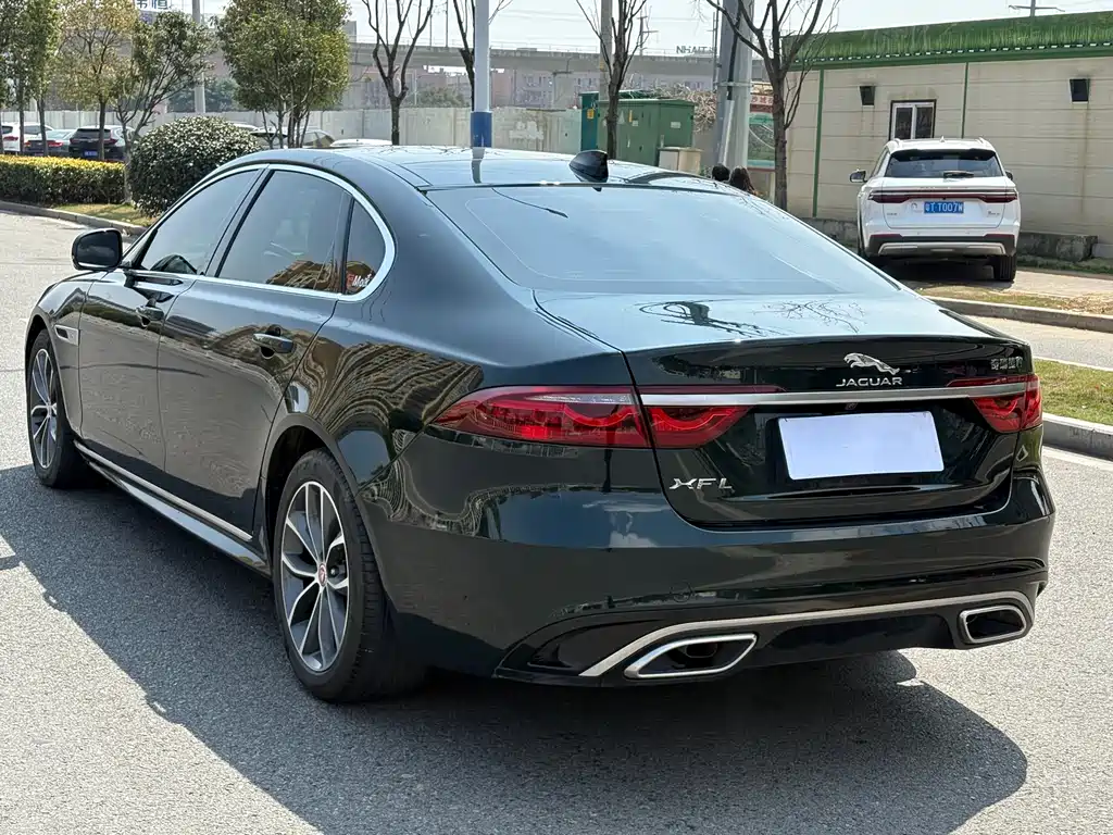Jaguar XFL XFL 2.0 T P250 2 WD Elite Sport