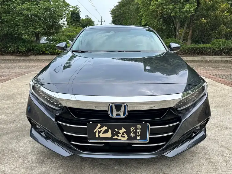 Honda Accord Sharp· Hybrid 2.0 L Sharp Leading