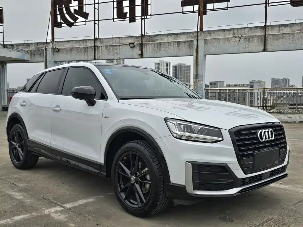 Audi Q2 L 35 TFSI Fashion Dynamic CN-VI